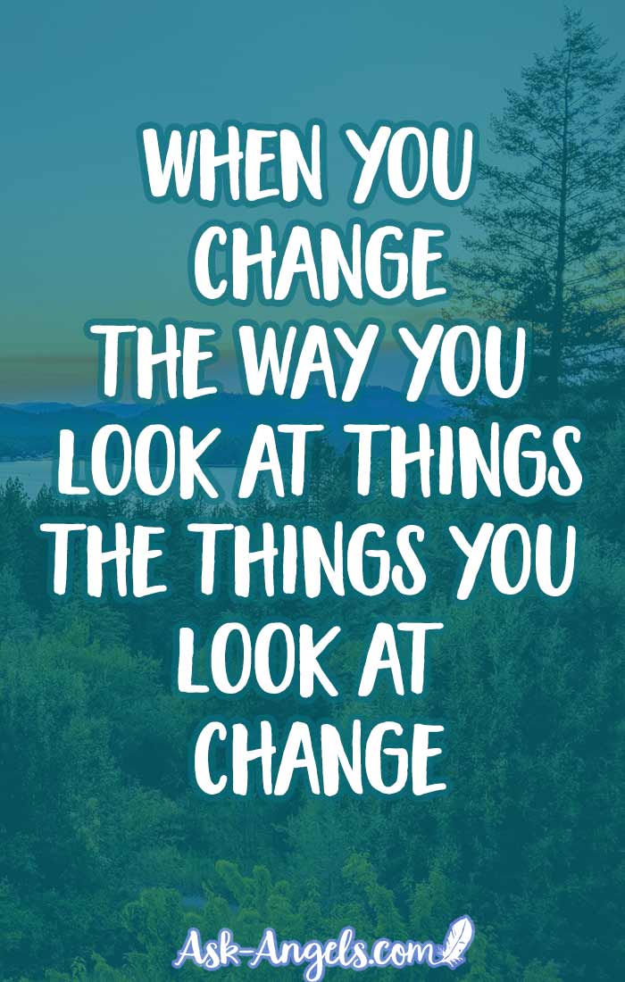 Wenn Sie die Art und Weise ändern, wie Sie die Dinge betrachten, ändern sich die Dinge, die Sie betrachten.  Erfahren Sie mehr darüber, wie Sie einen Perspektivwechsel kultivieren können, damit Sie anfangen können, die Dinge in Ihrem Leben auf eine Weise zu betrachten, die wahres Glück inspiriert.